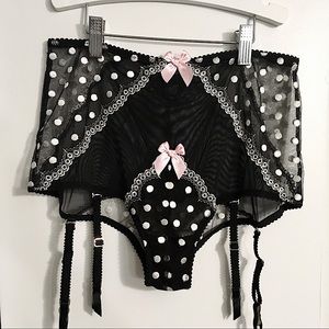 NWOT VS High-Waist Polkadot Garter Panty Very Sexy